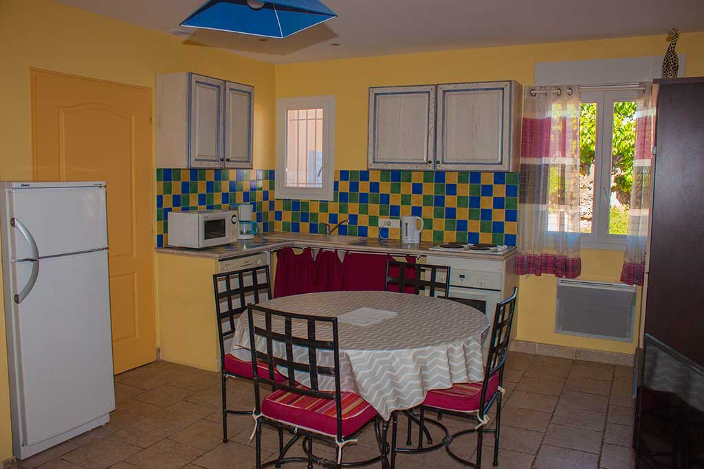 Equipped kitchen area Equipped kitchen area