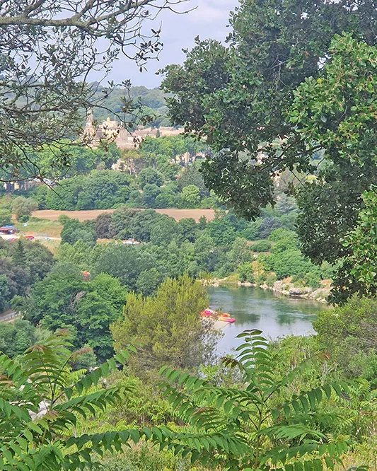 Collias lieu de seminaire et team-building entre uzes et le pont-du-gard Collias lieu de seminaire et team-building entre uzes et le pont-du-gard